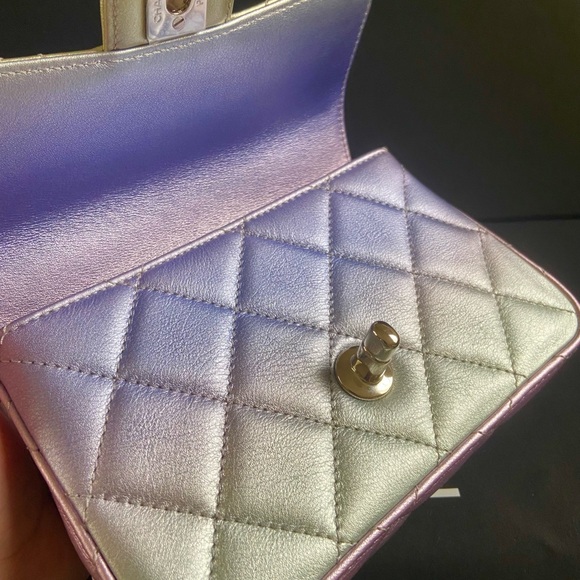 🔥🔥Chanel Iridescent Metallic Clutch - Picture 10 of 15